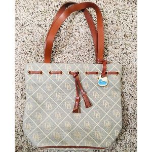 Dooney & Bourke Handbag